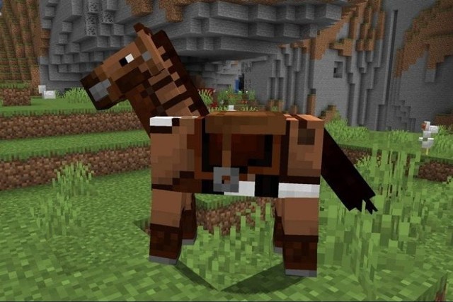 Siodła w Minecraft pozwalają jeździć na niektórych wierzchowcach w grze, jak konie, osły czy lamy.