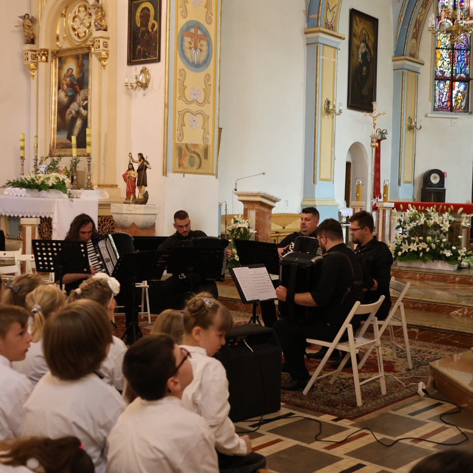 W kościele farnym p.w. NMP w Radziejowie odbył się koncert...