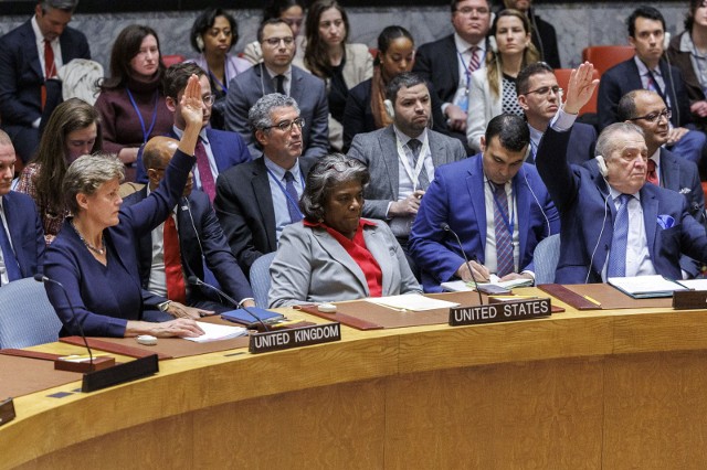 Rada Bezpieczeństwa ONZ przyjęła rezolucję wzywającą do natychmiastowego zawieszenia broni w Strefie Gazy