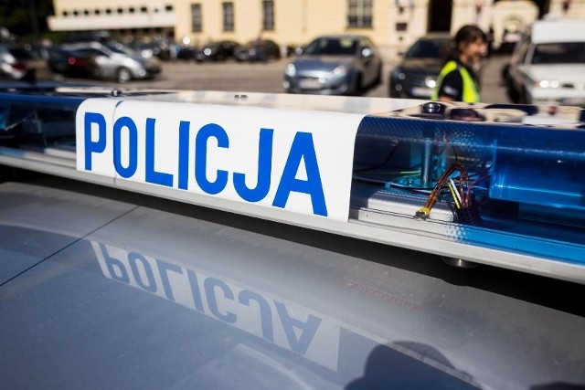 Jednej doby policjanci z Bydgoszczy zatrzymali 4 kierowców "na gigancie" - bez uprawnień, po alkoholu i narkotykach