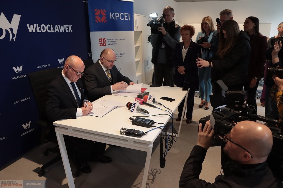 W Centrum Rewitalizacji we Włocławku podpisano dwa listy...