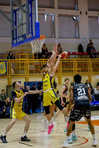 I liga koszykarzy