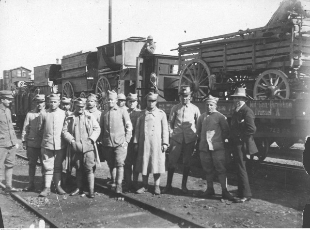 Zdjęcia z przejazdu Błękitnej Armii w 1919 roku. Może któreś z nich zrobiono w okolicach Głogowa?