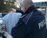 Emerytowany policjant z komendy w Lesznie złapał pijanego kierowcę