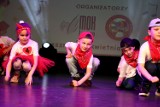 Przedszkolny Festiwal Tańca 2024 w Lesznie. W MOK-u bawiły się setki dzieci