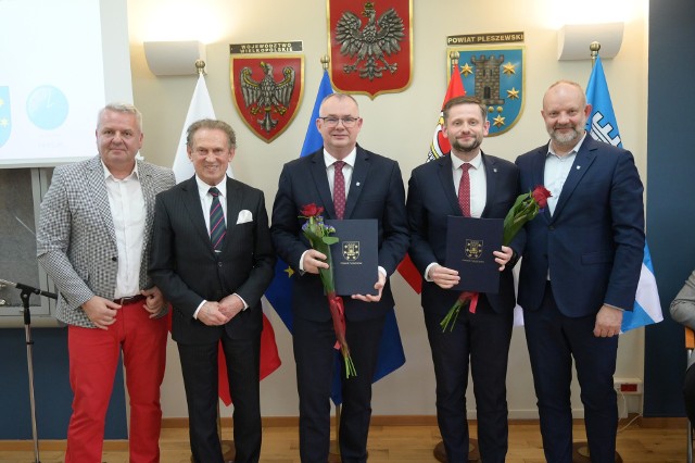 Radni Rady Powiatu Pleszewskiego VI kadencji obradowali po raz ostatni. 24 kwietnia podsumowali lata 2018-2024