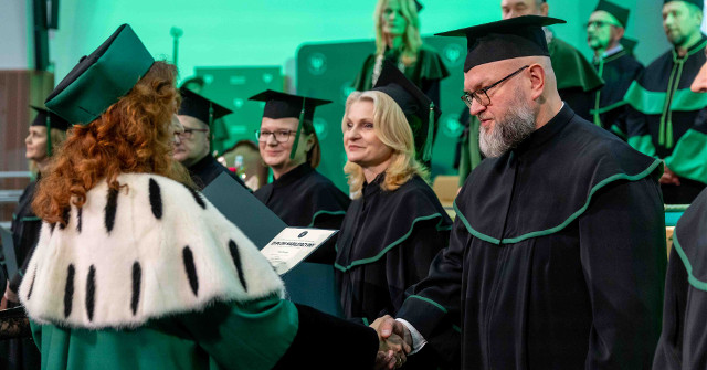 Święto Politechniki Białostockiej 2025. Podsumowania, podziękowania i nagrody dla pracowników i studentów uczelni                  
