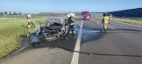 Pożar samochodu na autostradzie A 1. Trzy zastępy Straży Pożarnej w akcji. Zdjęcia