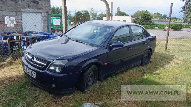 Agencja Mienia Wojskowego wyprzedaje samochody osobowe, ciężarowe, terenowe, łodzie i autobusy. Znajdą się też przyczepy w niskiej cenie