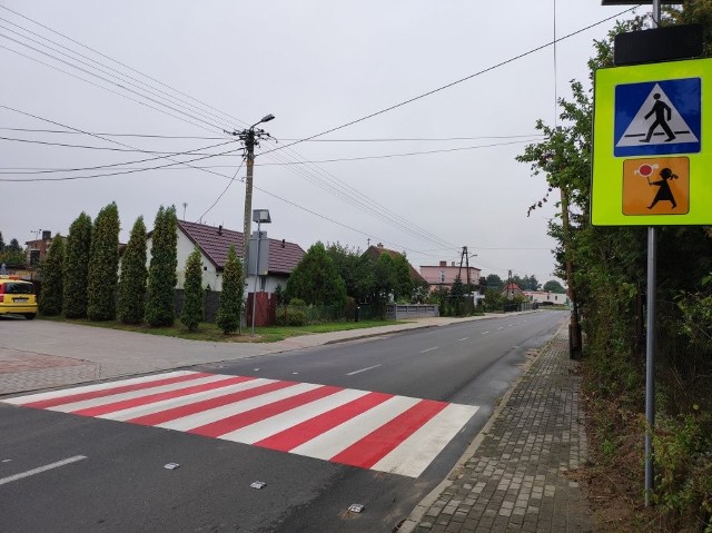 Cztery przejścia dla pieszych w trzech gminach powiatu mogileńskiego zyskają nowoczesne oznakowanie