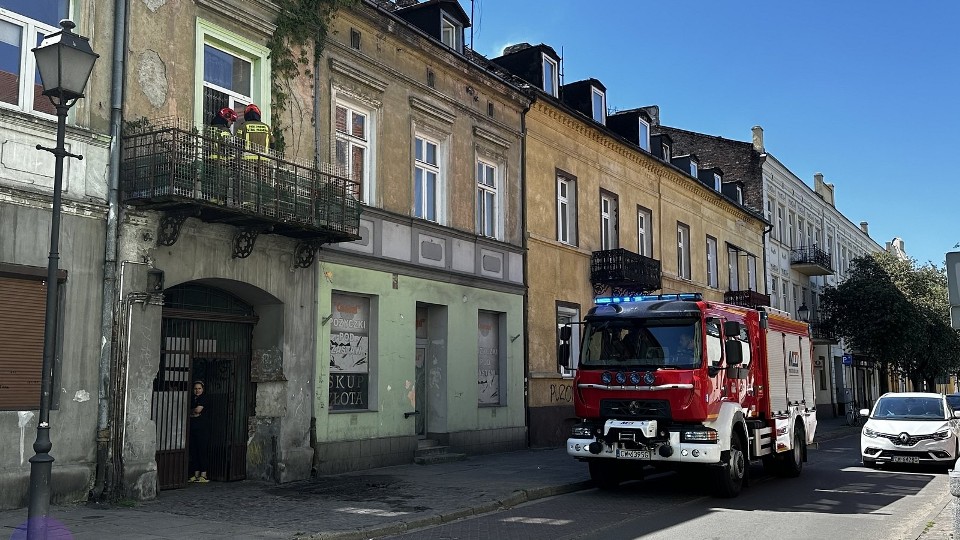 Pożar na balkonie w kamienicy na Żabiej we Włocławku...