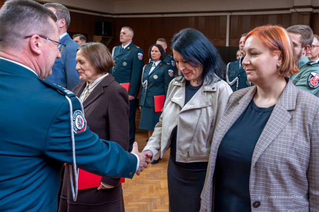 Światowy Dzień Celnictwa i Dzień Służby Cywilnej w podlaskiej KAS. Były odznaczenia i awanse