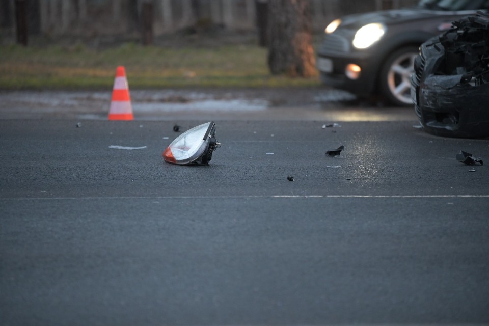 Na ul. Chełmińskiej w Grudziądzu zderzyły się dwa samochody....
