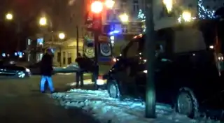 Śmierć w centrum Białegostoku. Mężczyzna leżał na przejściu z rozbitą głową