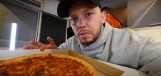Youtuber Książulo w Bydgoszczy: To najostrzejsza pizza, jaką kiedykolwiek jadłem