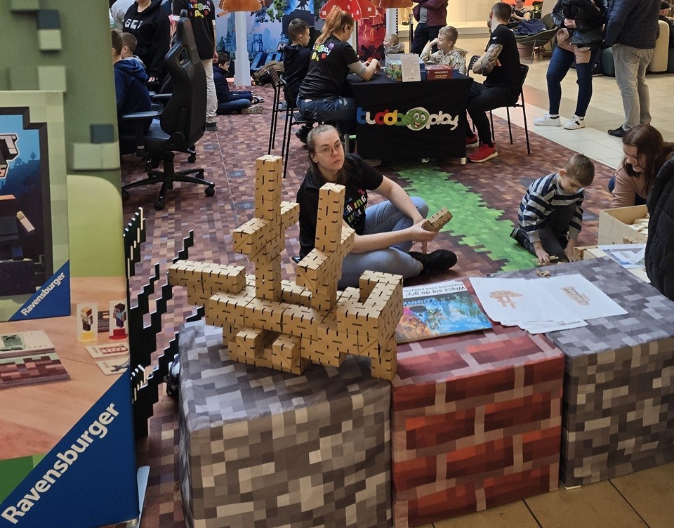 Minecraftowe wakacje w Pasażu Łódzkim – gry i zabawy dla każdego