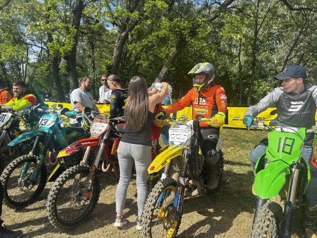 Leszczyński Klub Motocrossowy Motocross Zaborowo na zmaganiach w Strykowie
