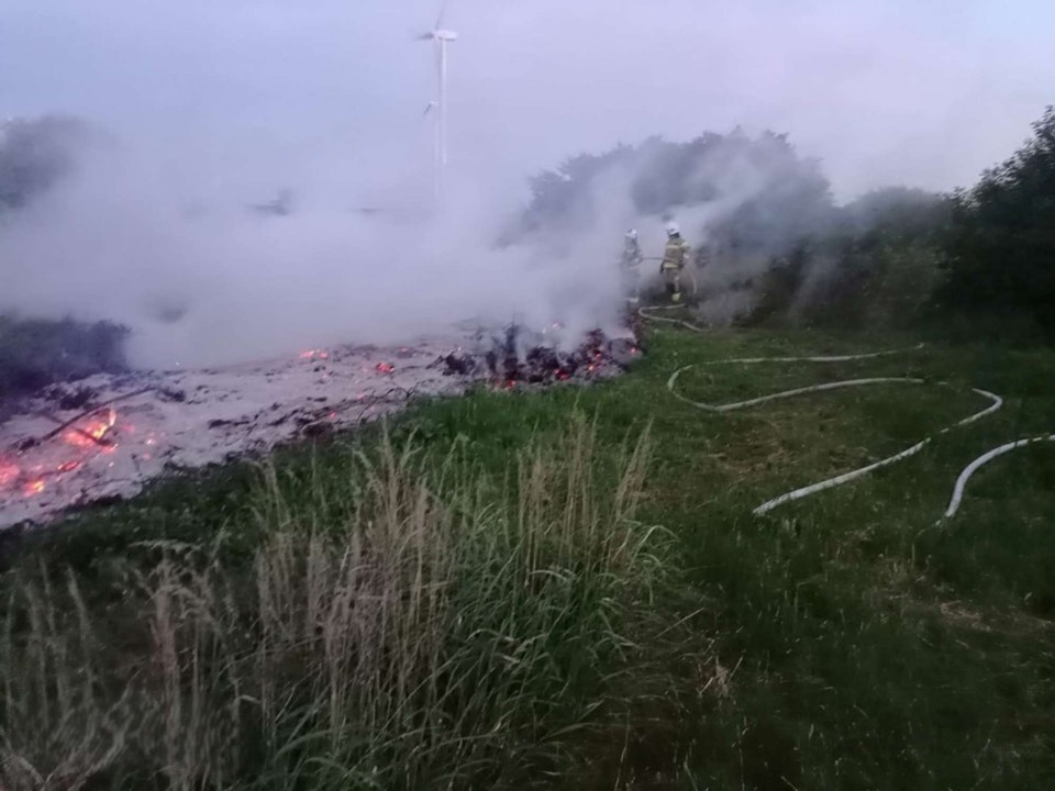 Pożar traw na ROD ul. Lipowa w Gołańczy