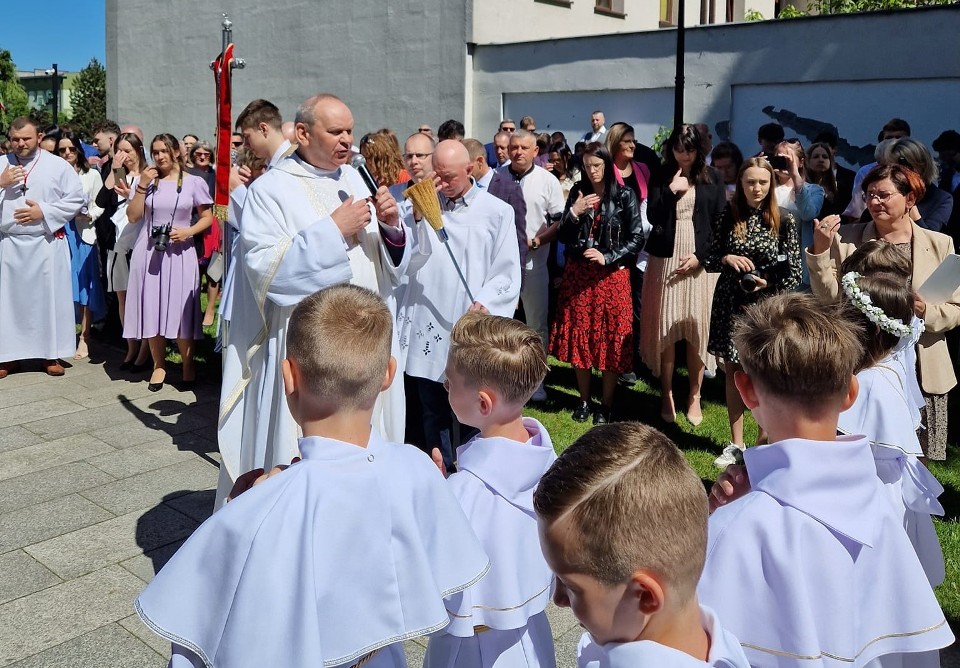 W niedzielę 12 maja w Parafii św. Katarzyny w Dobrzyniu nad...