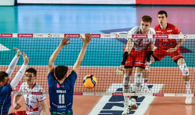 Tomasz Polczyk (atakuje) zostaje na kolejny sezon w BKS Visła Proline Bydgoszcz