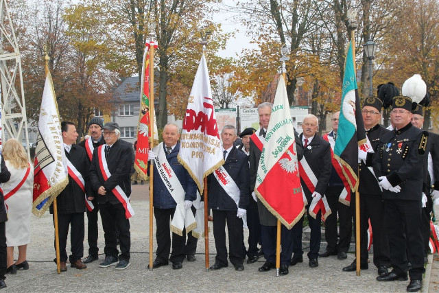 Obchody 40. rocznicy śmierci bł. Jerzego Popiełuszki w Suchowoli. Przyjechali związkowcy z całego kraju. Zobacz zdjęcia z uroczystości
