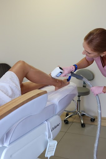 Golden Queen Studio – Depilacja Laserowa | Endermologia LPG | Usuwanie Cellulitu | Modelowanie Sylwetki Poznań, Poznań