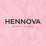 Logo firmy HENNOVA beauty studio