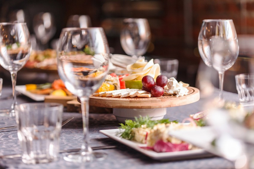 Alle Catering Catering Wrocław - Organizacja wesel, catering na imprezę, Wrocław