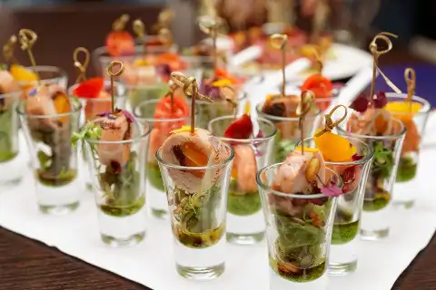 Alle Catering Catering Wrocław - Organizacja wesel, catering na imprezę, Wrocław