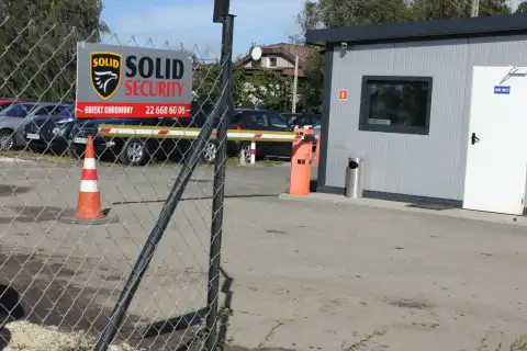 Parking Lotnisko Chopina Warszawa Okęcie Szyszkowa 45, Warszawa